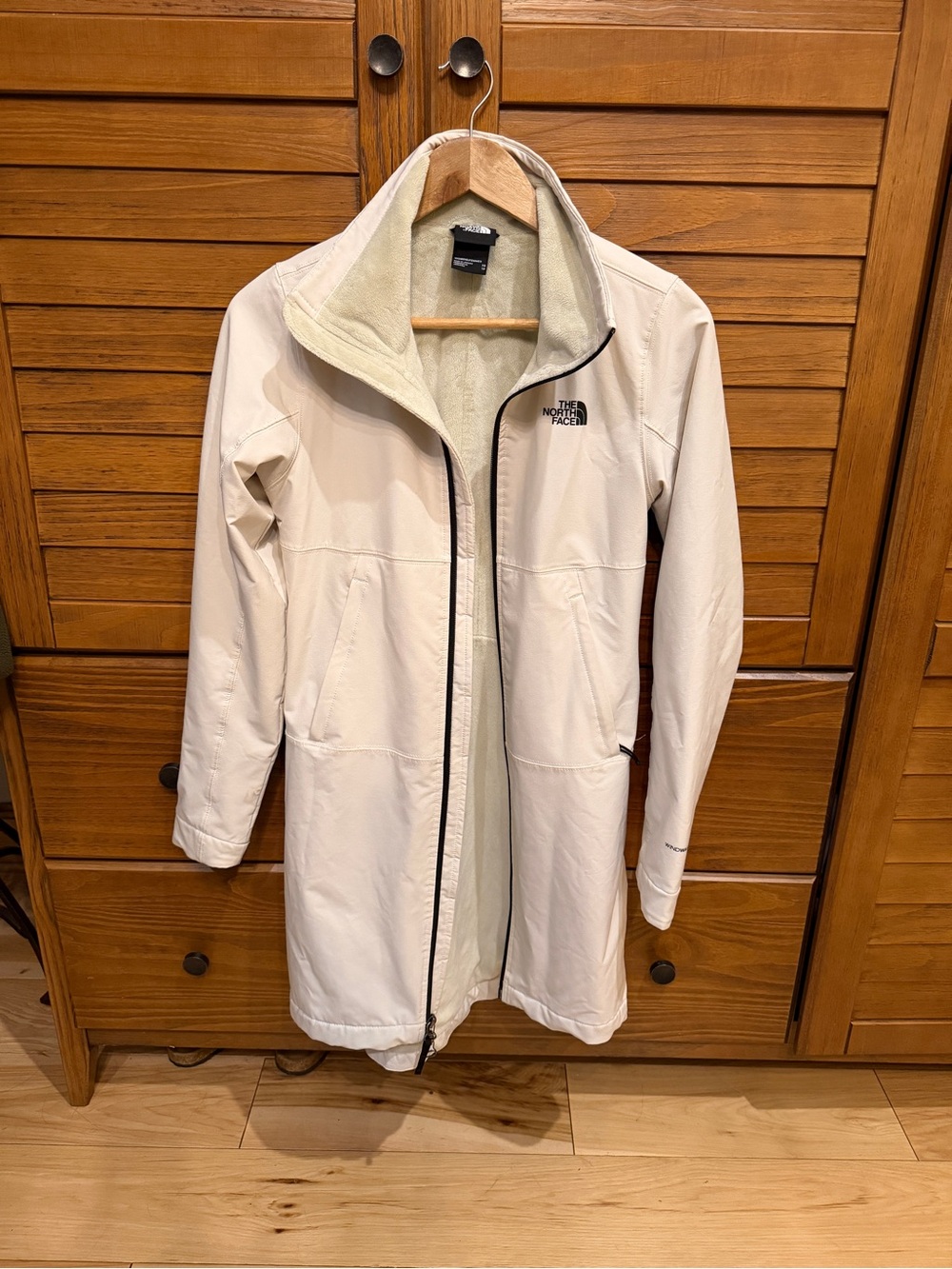 The North Face Women's Cream Long Fleece-Lined Jacket